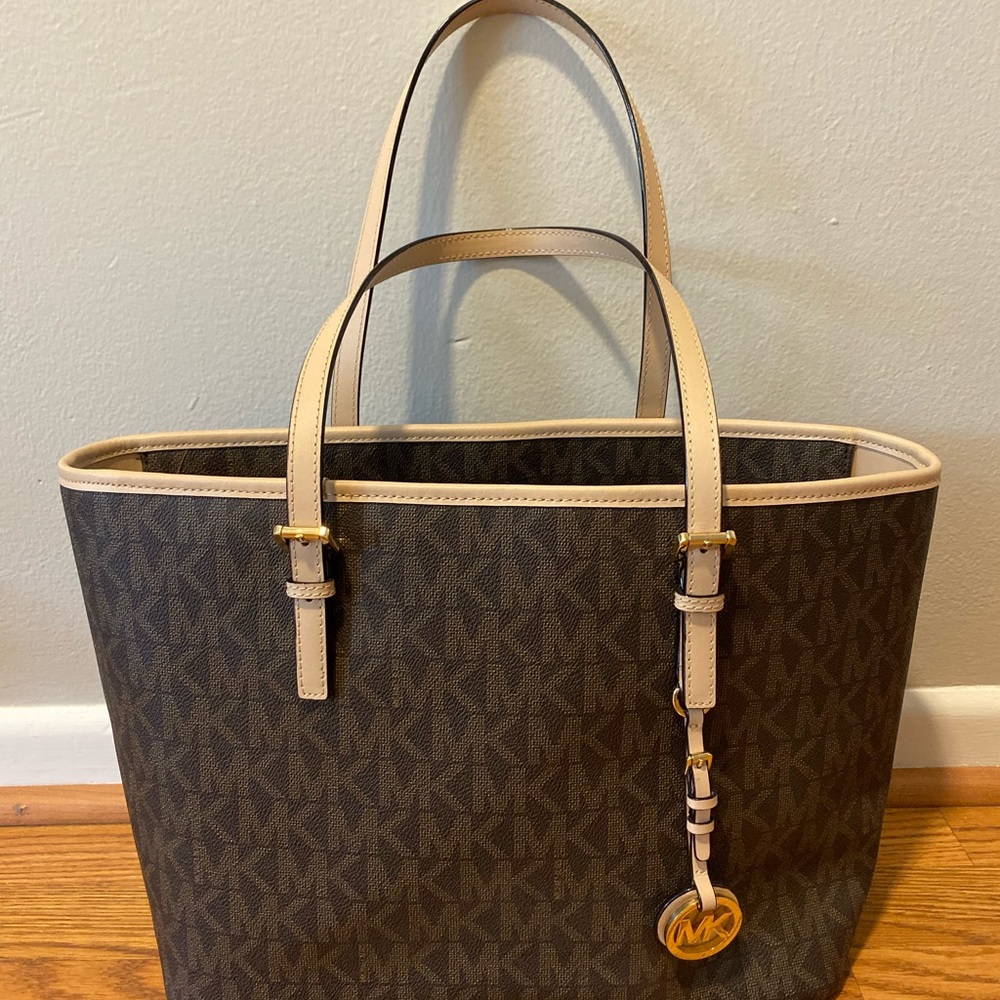 Michael Kors Jet Set Travel Tote